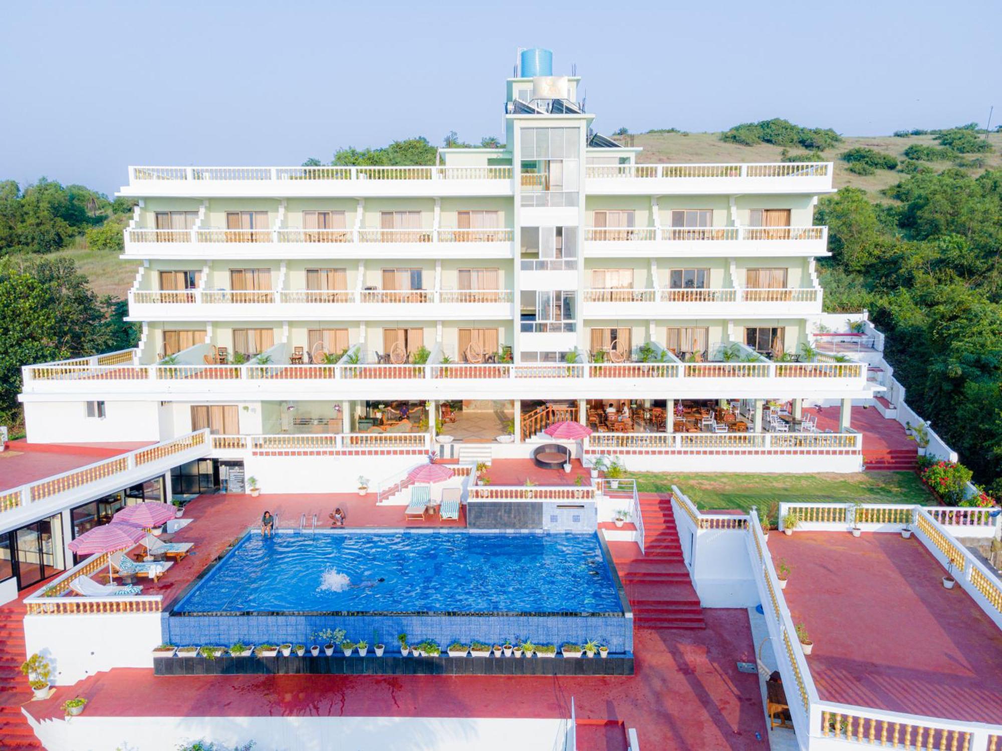 Sparv Aulakhs Resort Mandrem Exterior foto